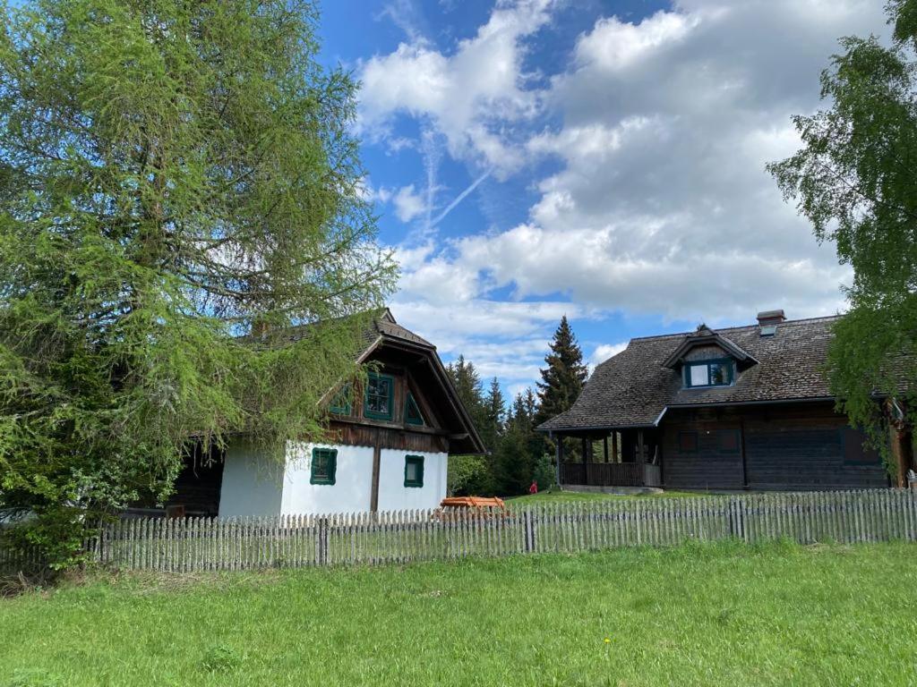 Villa Ferienhaus Waldtraum Sankt Veit an der Glan Exterior foto